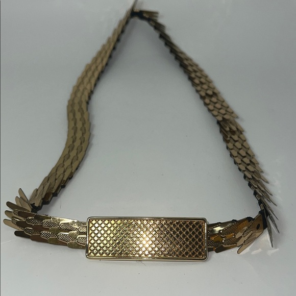 Elegant Gold Women's Belt - Picture 1 of 6
